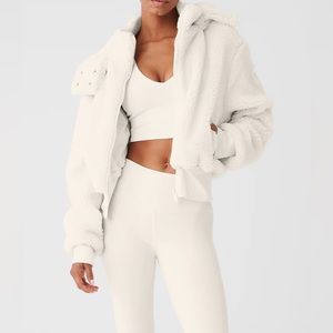ALO YOGA FOXY SHERPA JACKET COAT size LARGE